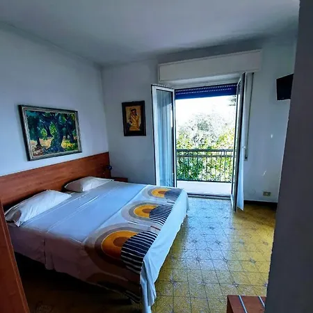 Stella Hotel